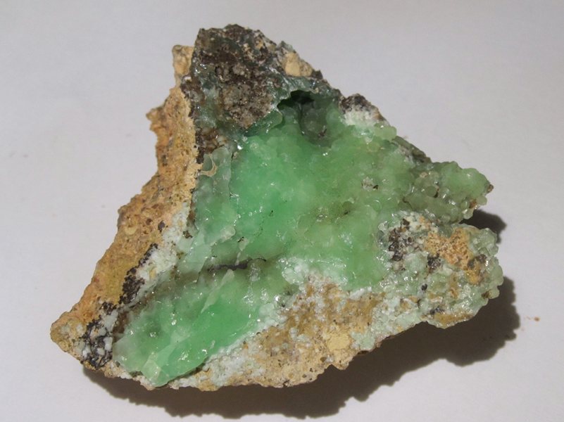  Un minéral, de la smithsonite.